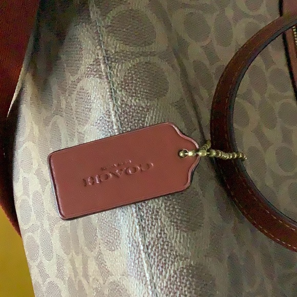 COACH Women’s Signature Canvas Bag - Picture 13 of 14